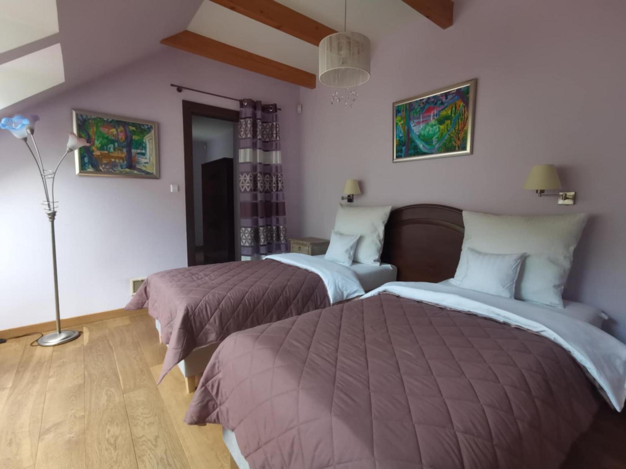 Ekosamotnia Guest house
