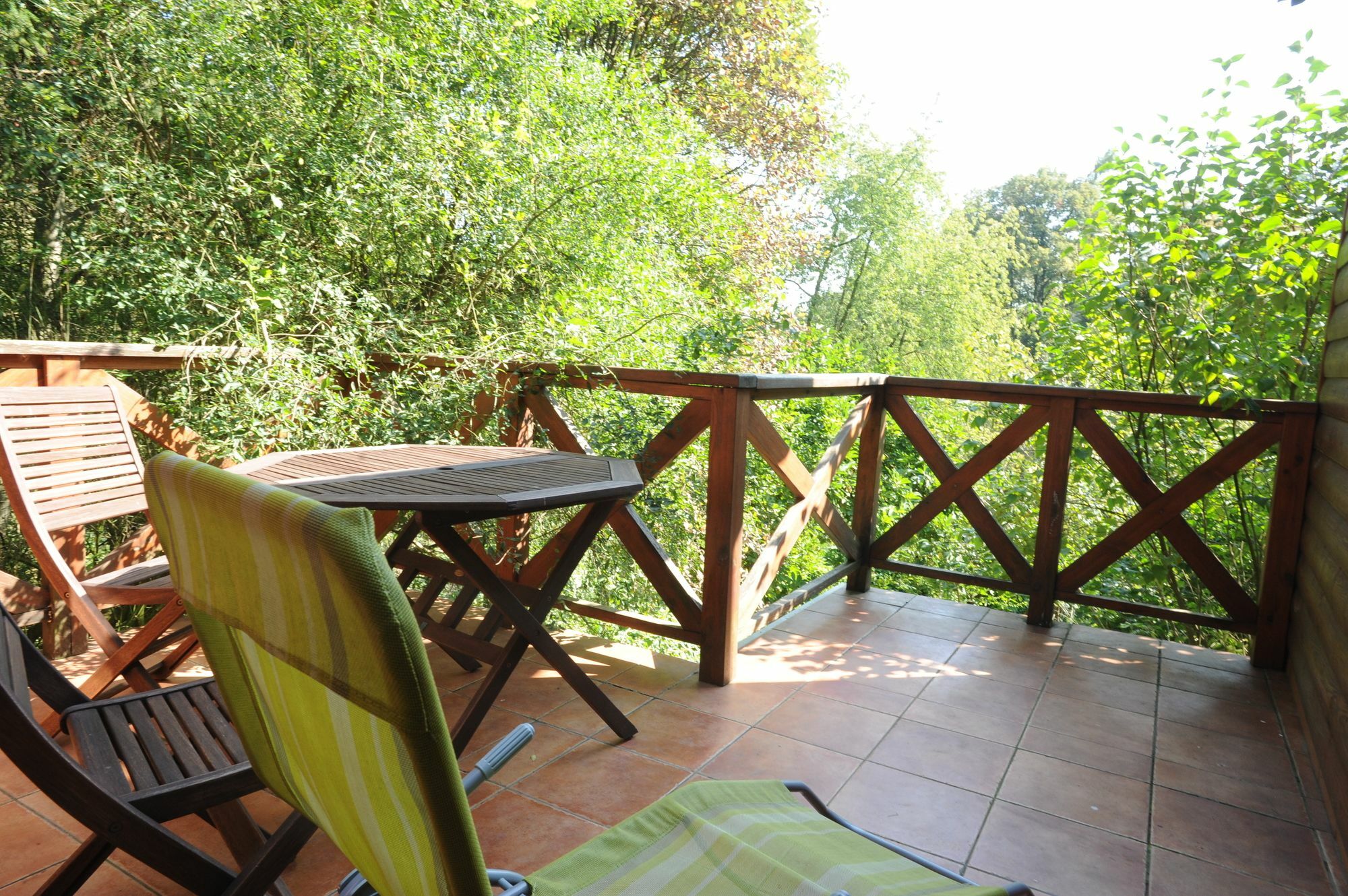 Ekosamotnia Guest house 4*