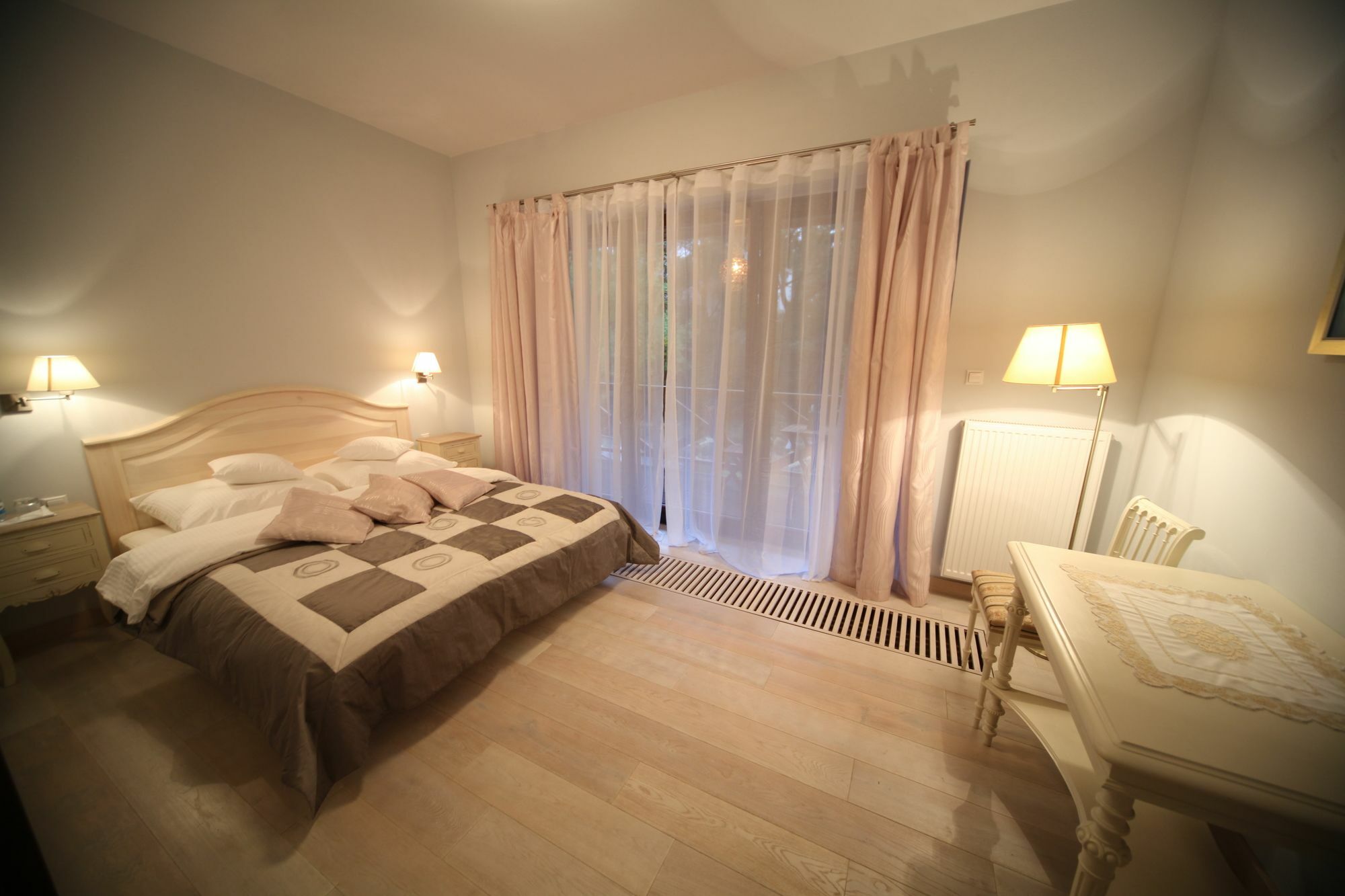 Guest house Ekosamotnia
